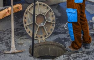 ¿Qué hacer si una arqueta rebosa en fin de semana?